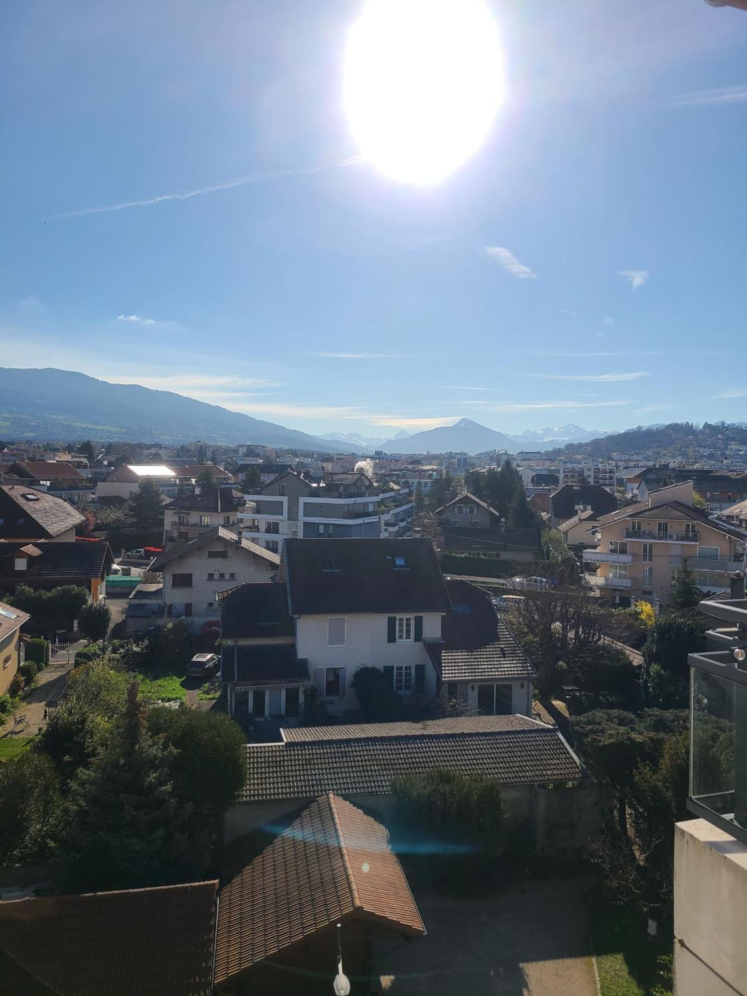 Apartamento Joli T2 Proche Gare Avec Vue Annemasse Exterior foto