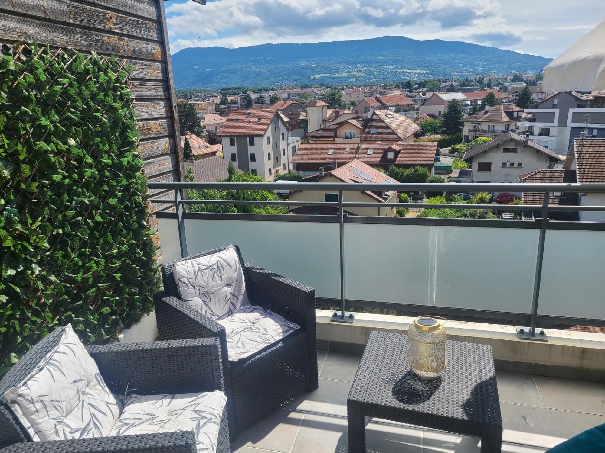 Apartamento Joli T2 Proche Gare Avec Vue Annemasse Exterior foto